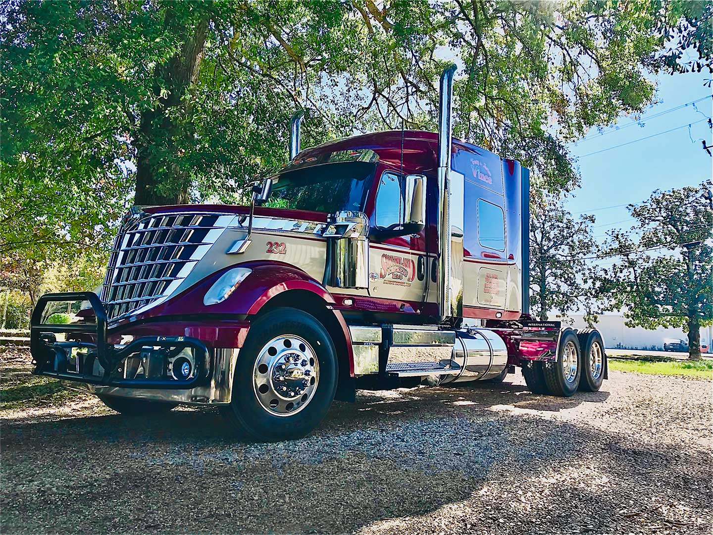 Southland Express truck on the road